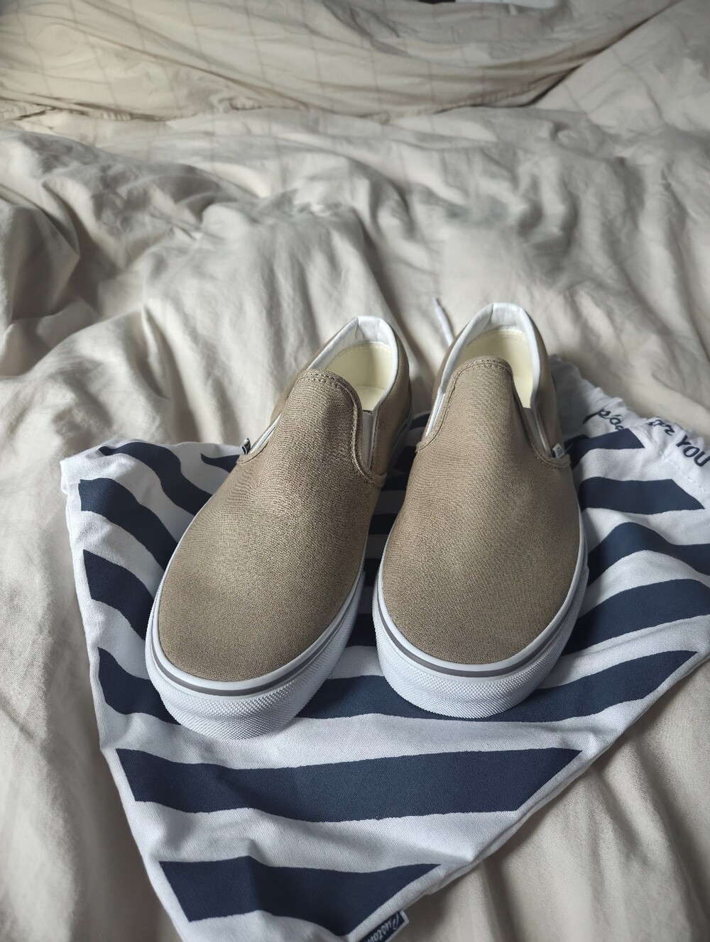 Brand New Vans Custom Slip On Shoe Cornstalk